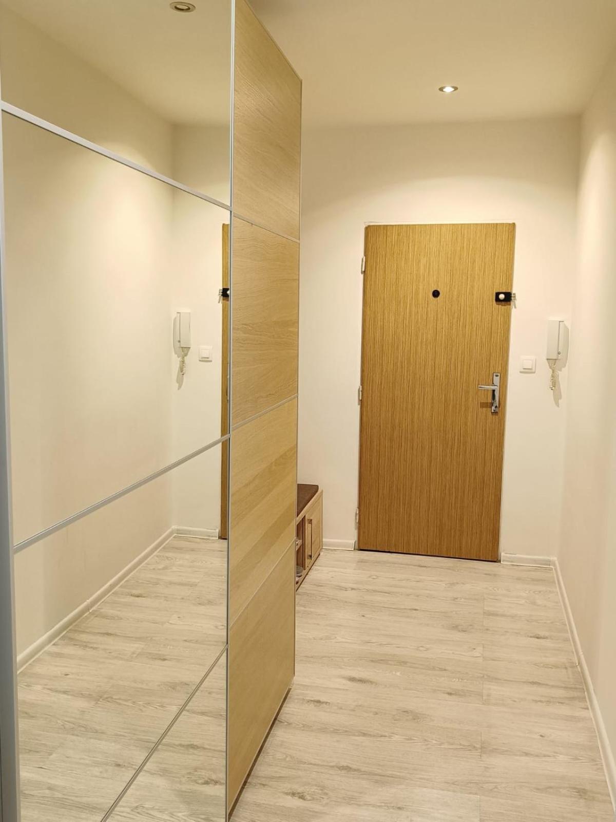 Sag Riazanska Residence 3 Room Free Wi-Fi Bratislava Buitenkant foto